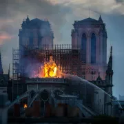 Notre-Dame de Paris en flammes le mardi 16 avril 2019.
